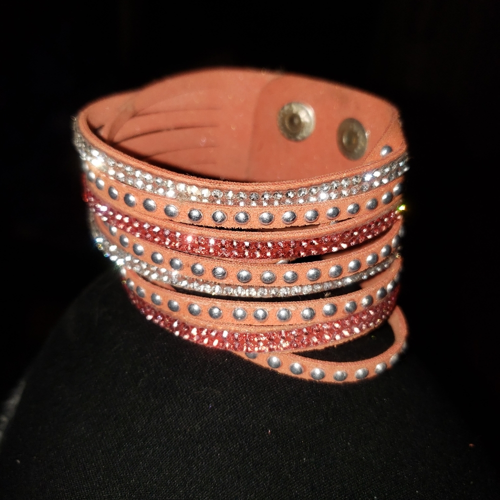 Leather bracelet